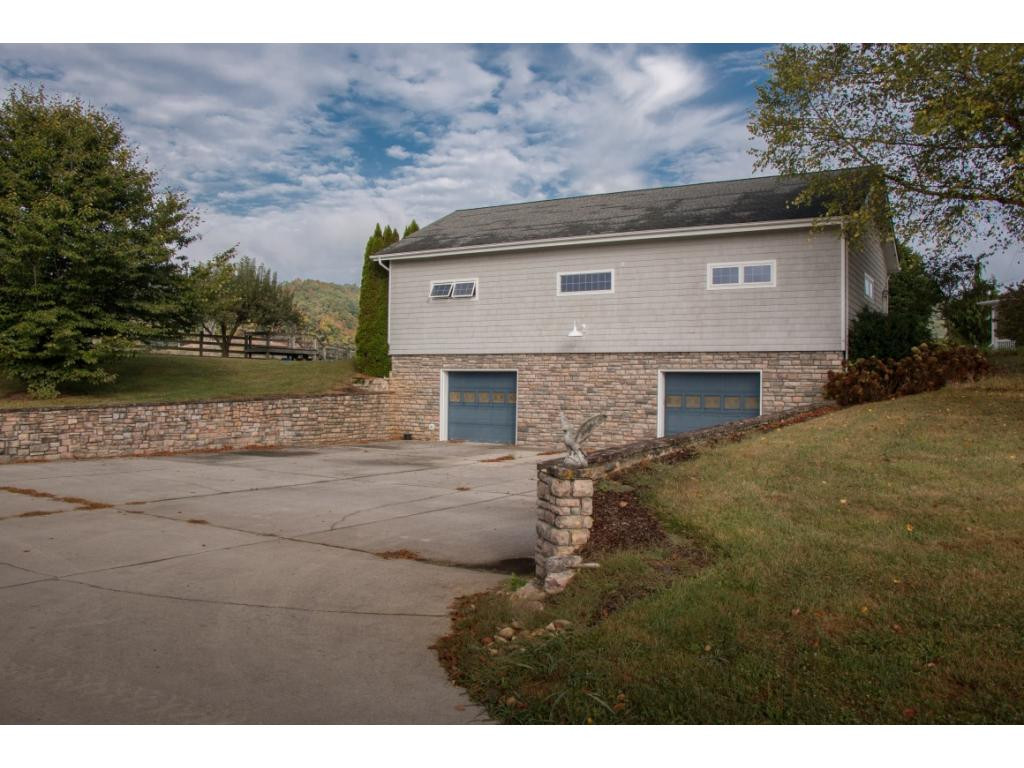 25083 Watauga Road Abingdon, VA 24211 - Photo 16 of 36 Photo 16