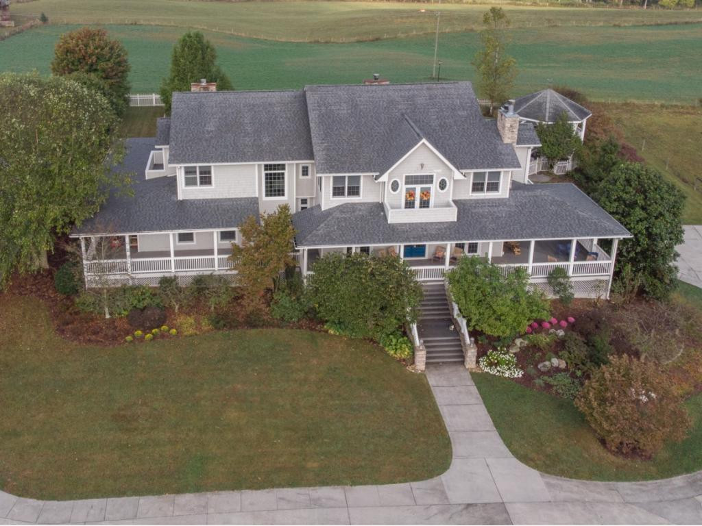 25083 Watauga Road Abingdon, VA 24211 - Photo 4 of 36 Photo 4