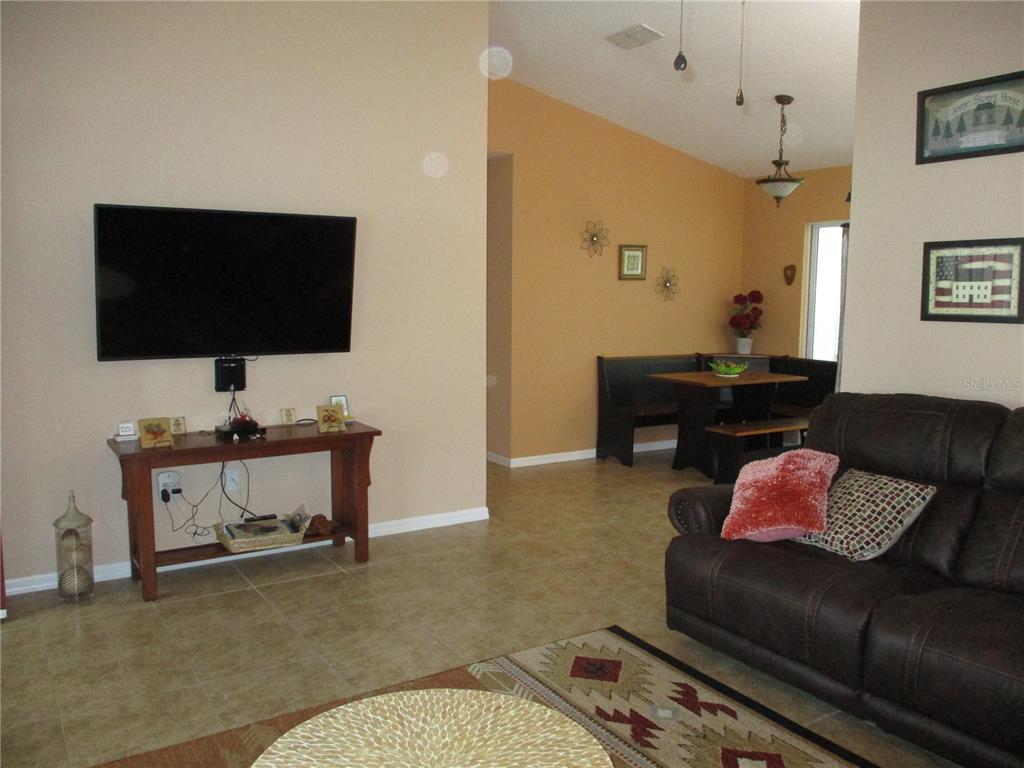 11946 Southwest 137th Loop Dunnellon, FL 34432 - Photo 12 of 74