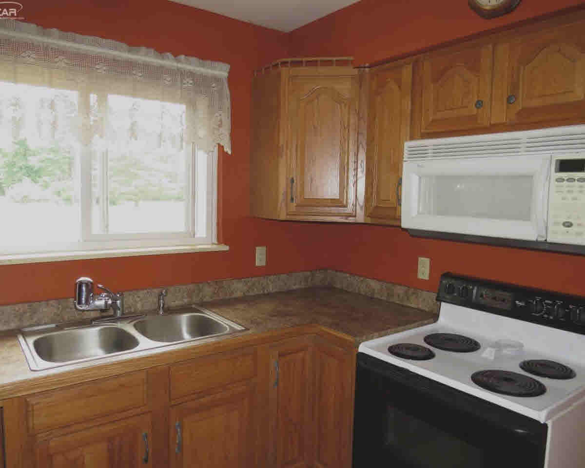 12138 Odell Road Linden, MI 48451 - Photo 6 of 27 21310585-5.JPG