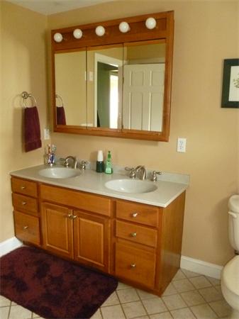 102 Carpenter Road Walpole, MA 02081 - Photo 12 of 16 Gallery Image 12