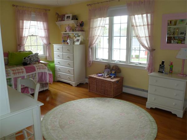 102 Carpenter Road Walpole, MA 02081 - Photo 10 of 16 Gallery Image 10