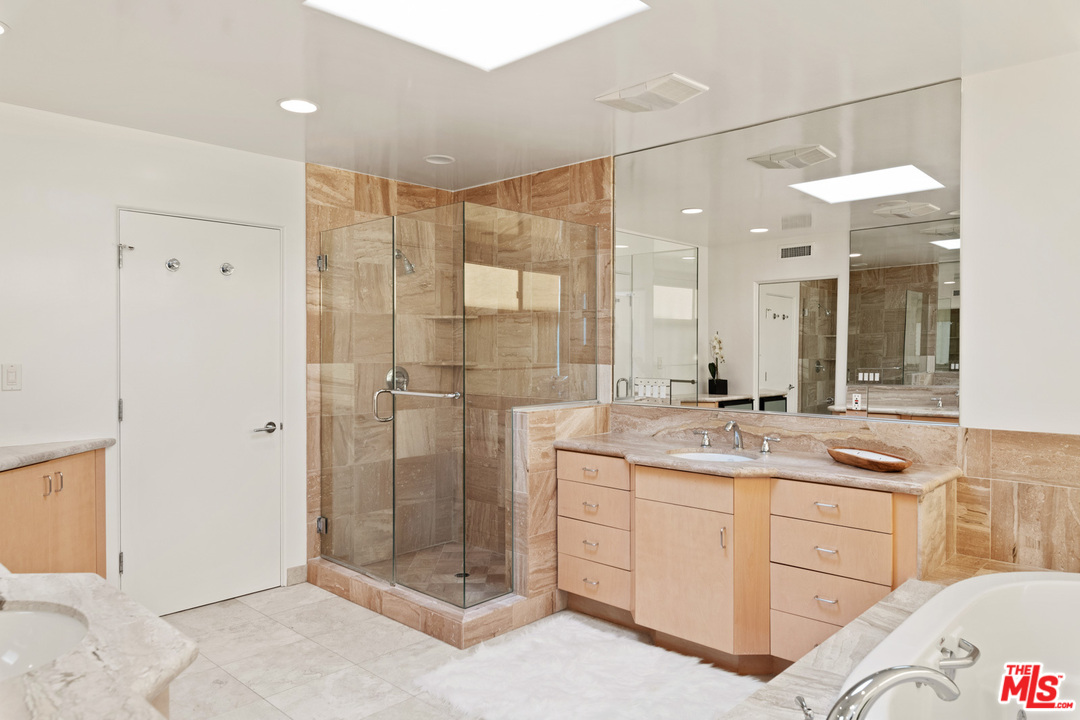 21340 Pacific Coast Highway Malibu, CA 90265 - Photo 29 of 46