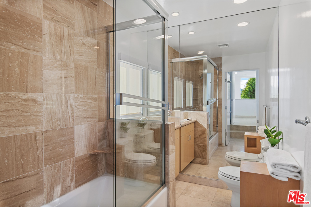 21340 Pacific Coast Highway Malibu, CA 90265 - Photo 31 of 46