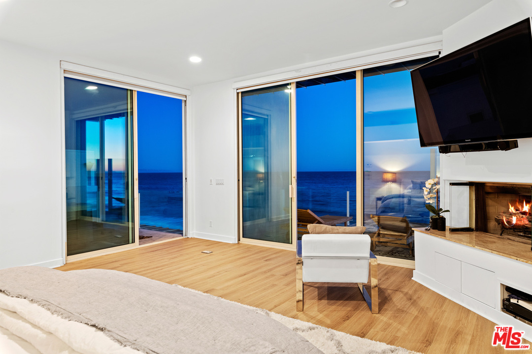 21340 Pacific Coast Highway Malibu, CA 90265 - Photo 40 of 46