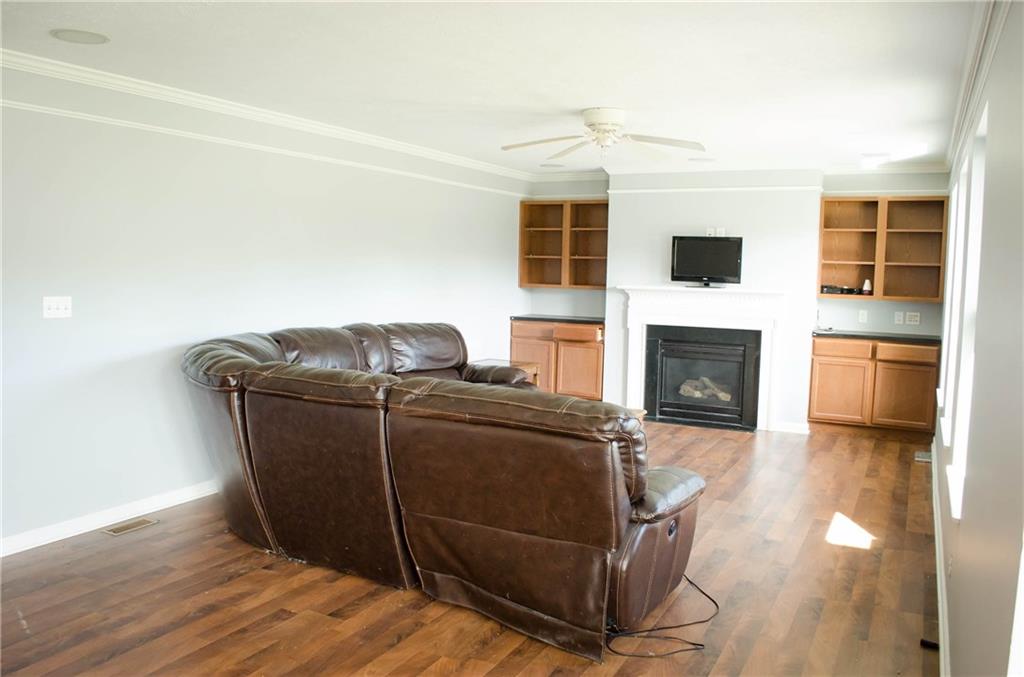 431 Beech Drive McKees Rocks, PA 15136 - Photo 7 of 24 Gallery Image 7