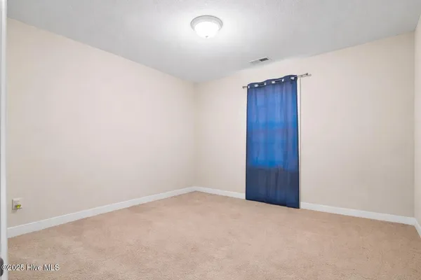 $260,000 | 105 Clymer Court, Hubert, NC 28539