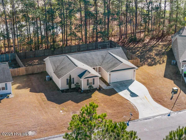 $260,000 | 105 Clymer Court, Hubert, NC 28539