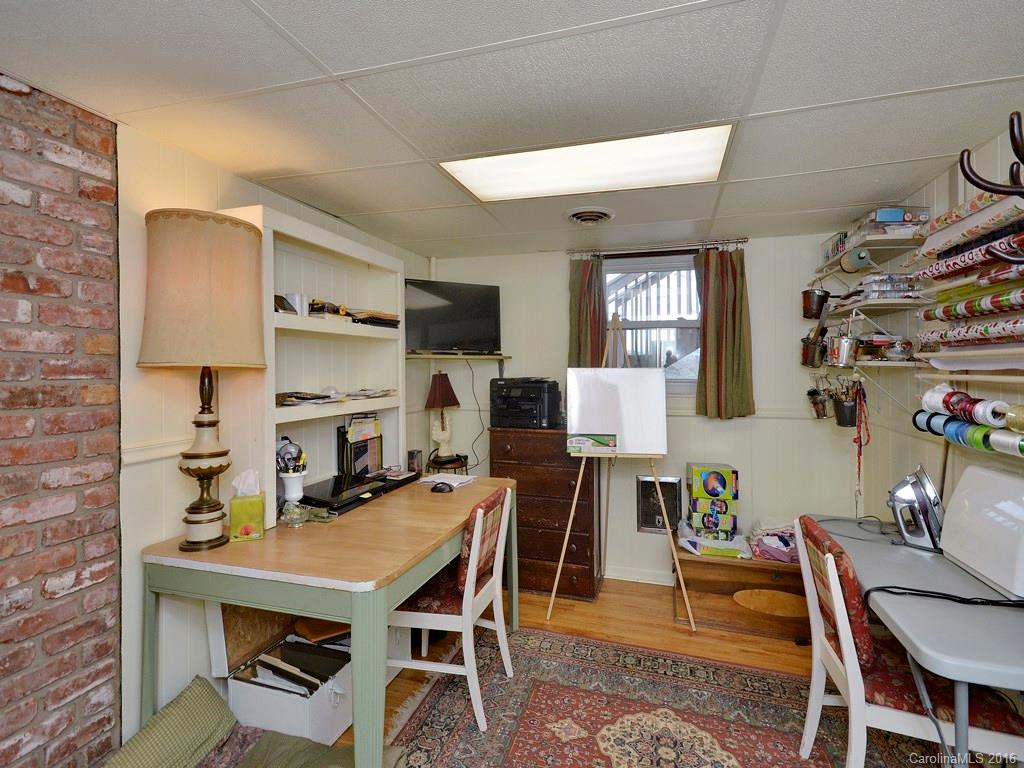 43 Cold Springs Road Hendersonville, NC 28792 - Photo 22 of 24 a dining room with furniture and window