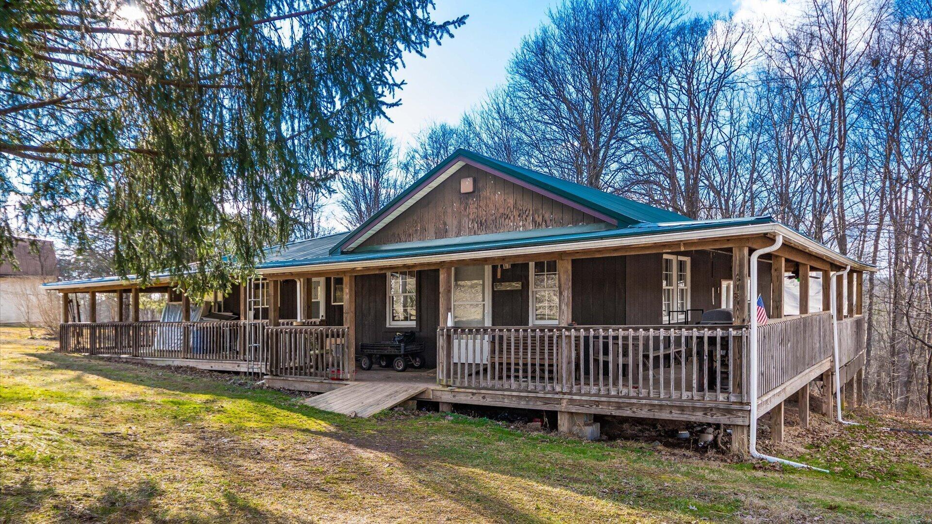02-zj 85 Turkey Hollow Rd061-2