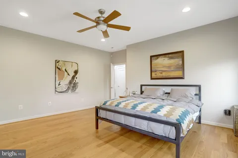 $1,900,000 | 4715 38th Street North, Arlington, VA 22207