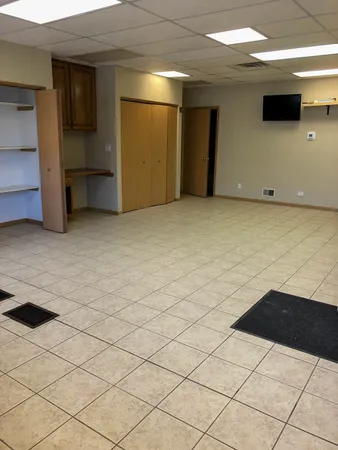 $515,000 | 4921 West 95th Street, Oak Lawn, IL 60453