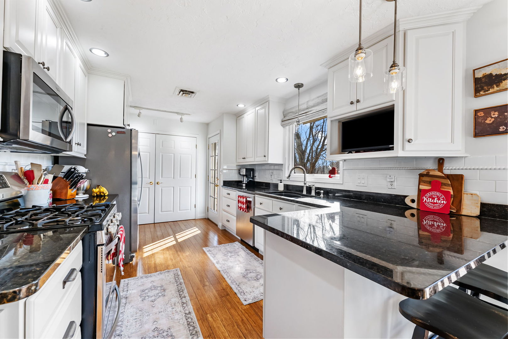 6008 92nd Avenue West Taylor Ridge, IL 61284 - Photo 17 of 38