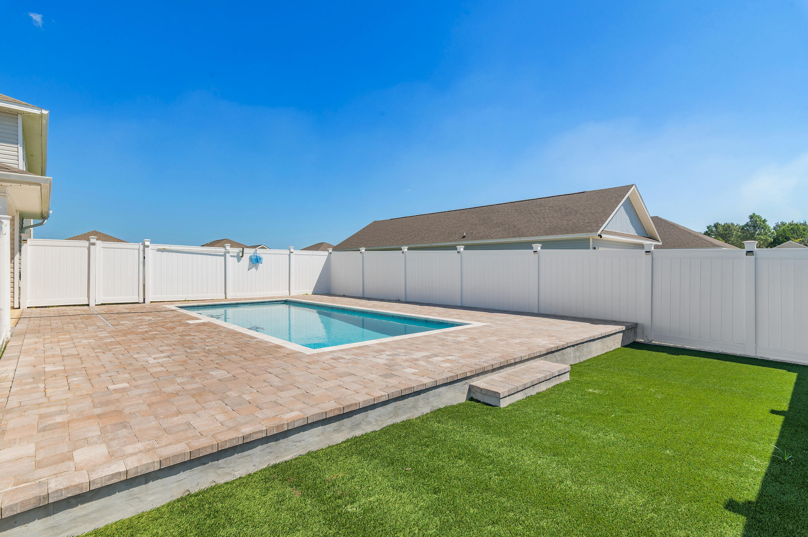 56 Silverthorn Street Freeport, FL 32439 - Photo 12 of 31