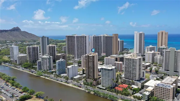 $2,900 | 320 Liliʻuokalani Avenue, Unit 903, Honolulu, HI 96815
