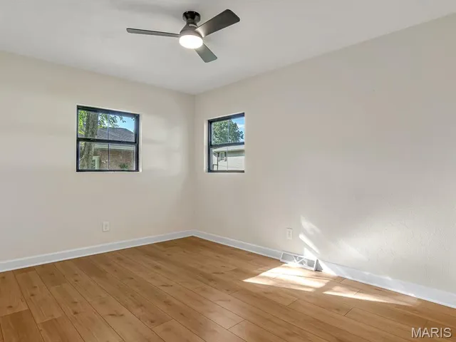 $233,000 | 1105 West Shawneetown Trail, Steeleville, IL 62288