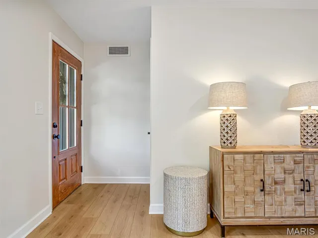 $233,000 | 1105 West Shawneetown Trail, Steeleville, IL 62288