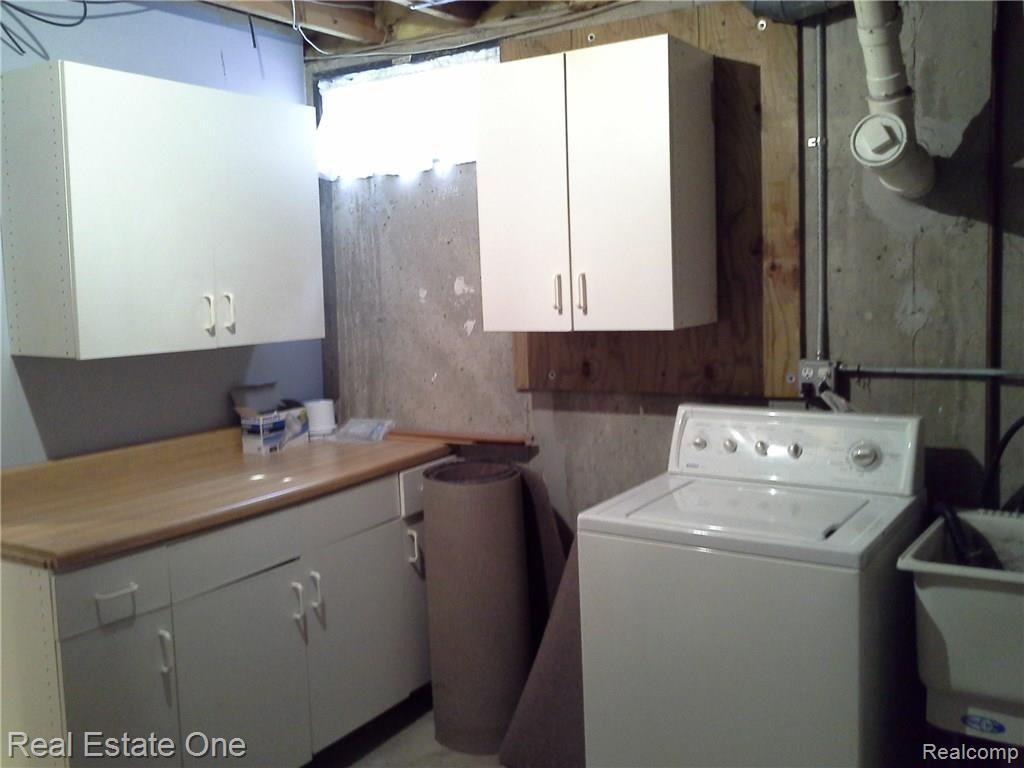 2577 South Commerce Road, Unit 11 Wolverine Lake, MI 48390 - Photo 43 of 57