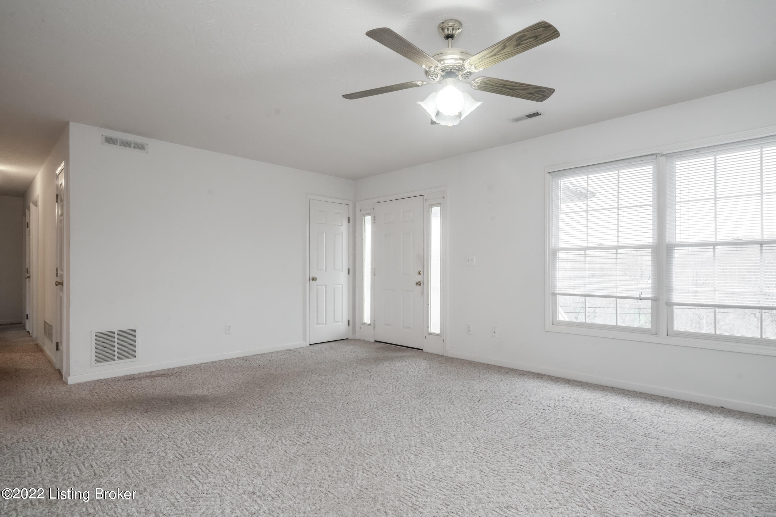 1415 Zoneton Road Shepherdsville, KY 40165 - Photo 8 of 41 1415 Zoneton Road-21
