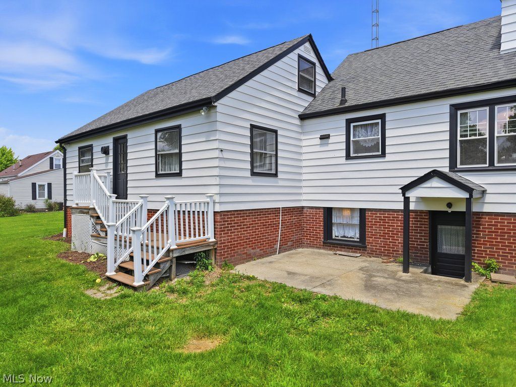 2618 25th Street Northwest Canton, OH 44708 - Photo 9 of 30