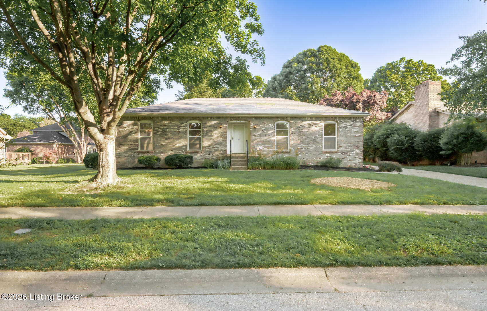 8911 Acushnet Road Louisville, KY 40242 - Photo 3 of 35 ANR-104
