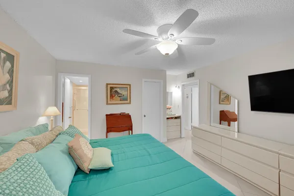 $225,000 | 15108 Ashland Drive, Unit 198, Delray Beach, FL 33484