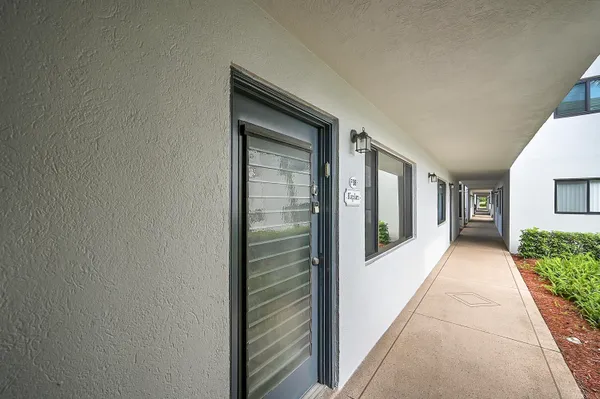 $225,000 | 15108 Ashland Drive, Unit 198, Delray Beach, FL 33484