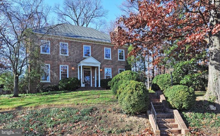 6230 Radcliff Road Alexandria, VA 22307 - Photo 1 of 29 Exterior (Main)