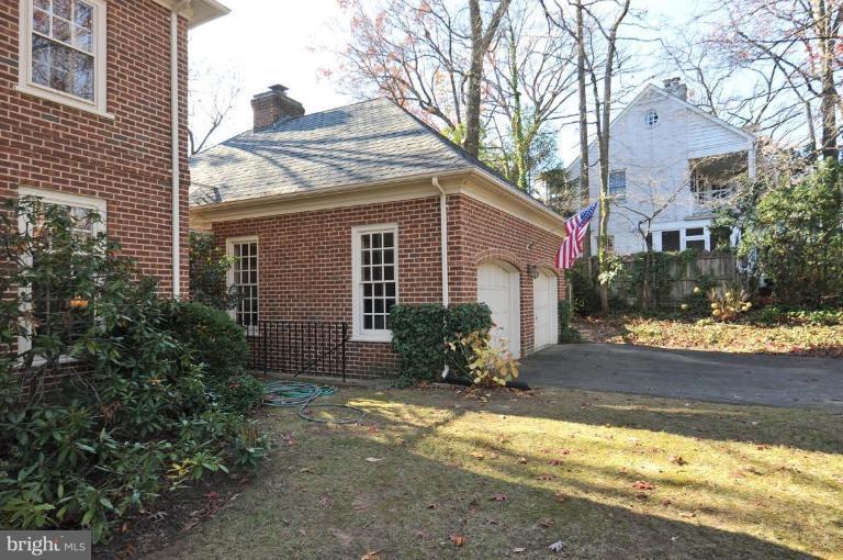 6230 Radcliff Road Alexandria, VA 22307 - Photo 26 of 29 Exterior #2