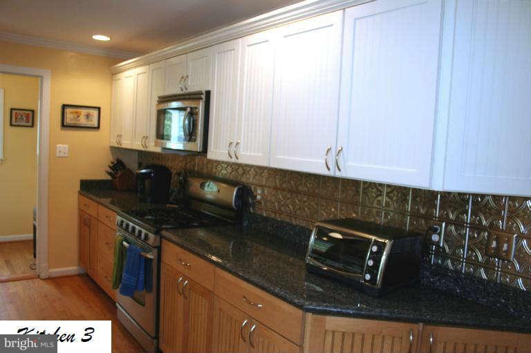 1907 Pagebrook Road Silver Spring, MD 20903 - Photo 11 of 29 Interior (General)