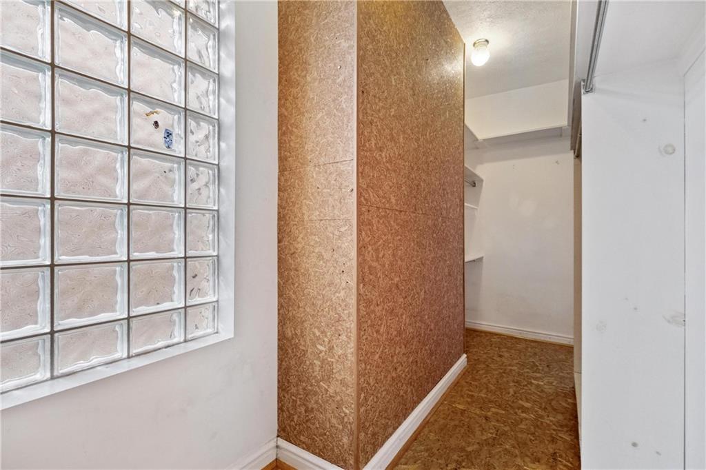 3578 Brighton Road Pittsburgh, PA 15212 - Photo 21 of 35 And it offers a huge walk in closet.