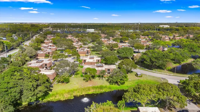 $439,000 | 1907 19th Lane, Palm Beach Gardens, FL 33418