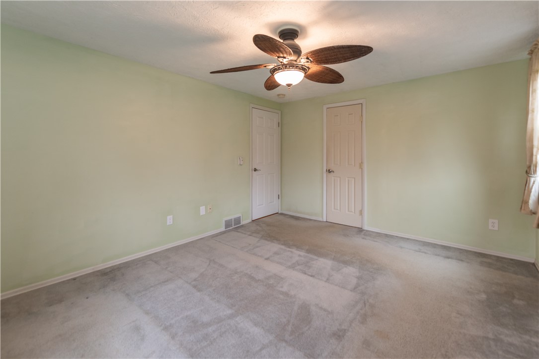 11 Fallbrook Circle Penfield, NY 14625 - Photo 25 of 49