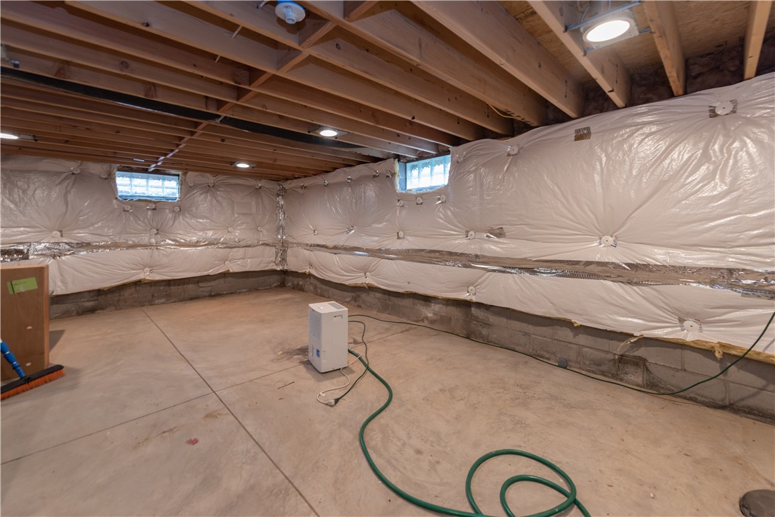 11 Fallbrook Circle Penfield, NY 14625 - Photo 41 of 49 FULL BASEMENT UNDER THE GREATROOM ADDITION