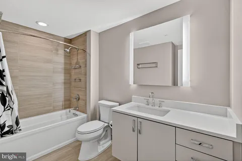 $739,000 | 8302 Woodmont Avenue, Unit 305, Bethesda, MD 20814