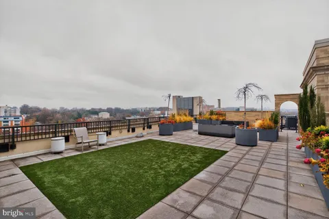 $739,000 | 8302 Woodmont Avenue, Unit 305, Bethesda, MD 20814