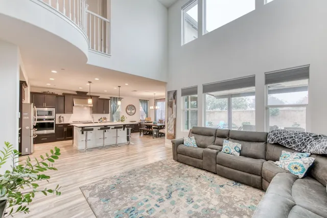 $615,000 | 4407 North Casey Avenue, Fresno, CA 93723