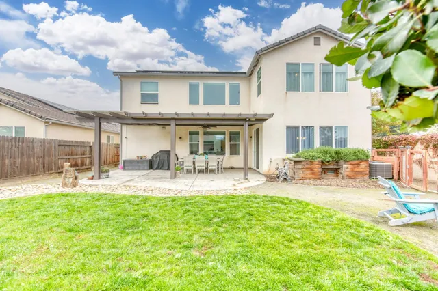 $615,000 | 4407 North Casey Avenue, Fresno, CA 93723