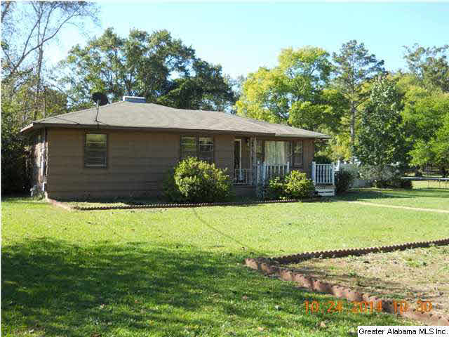 732 McClinton Lane Southwest Bessemer, AL 35022 - Photo 2 of 26