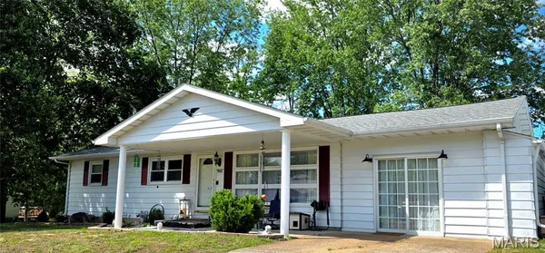 $135,000 | 907 Booster Street, Evansville, IL 62242