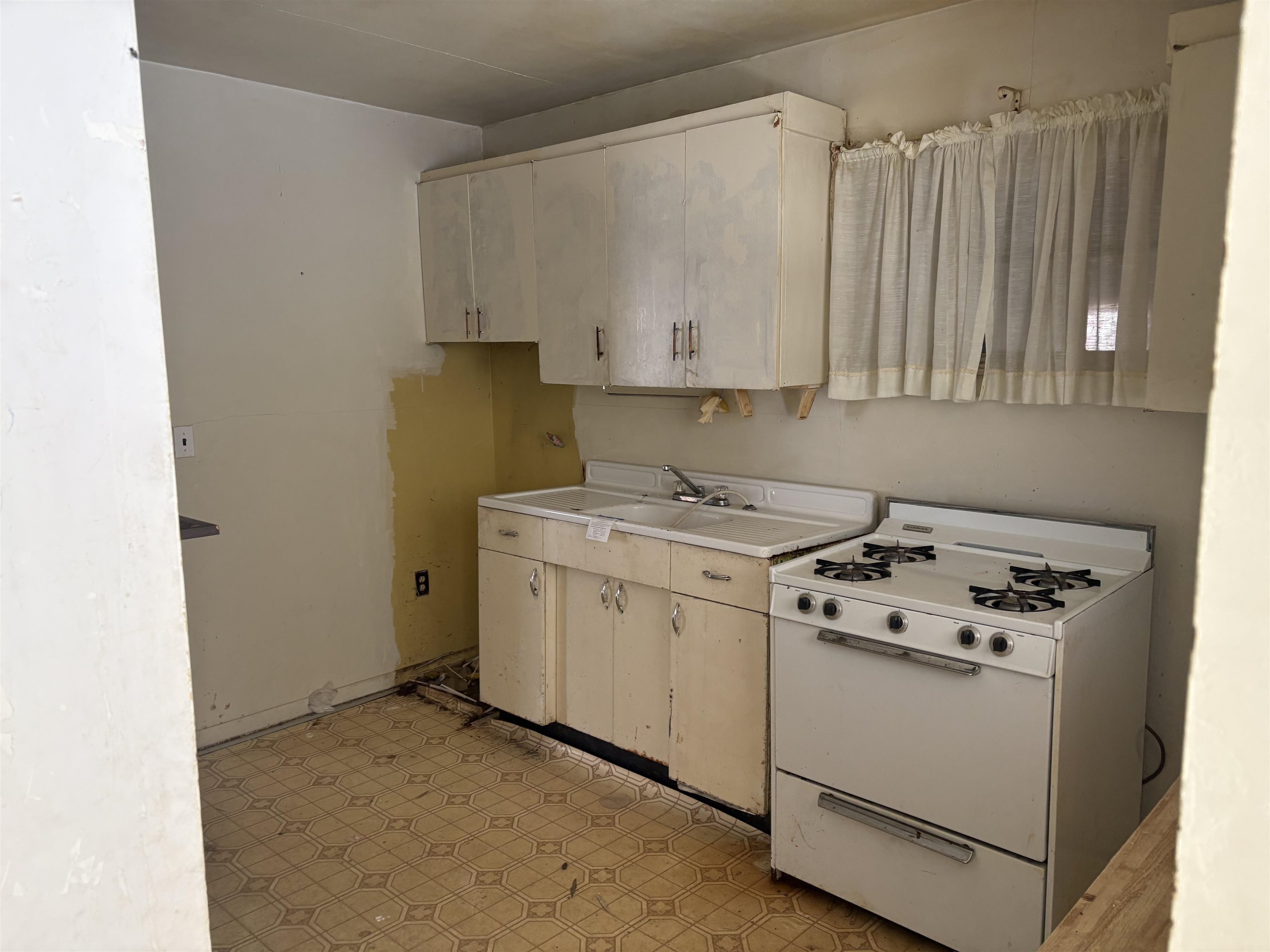 6411 South Forman Road Baldwin, MI 49304 - Photo 8 of 16 1941706-26fd2799-cc65-4d34-9add-0541993a0726.JPG