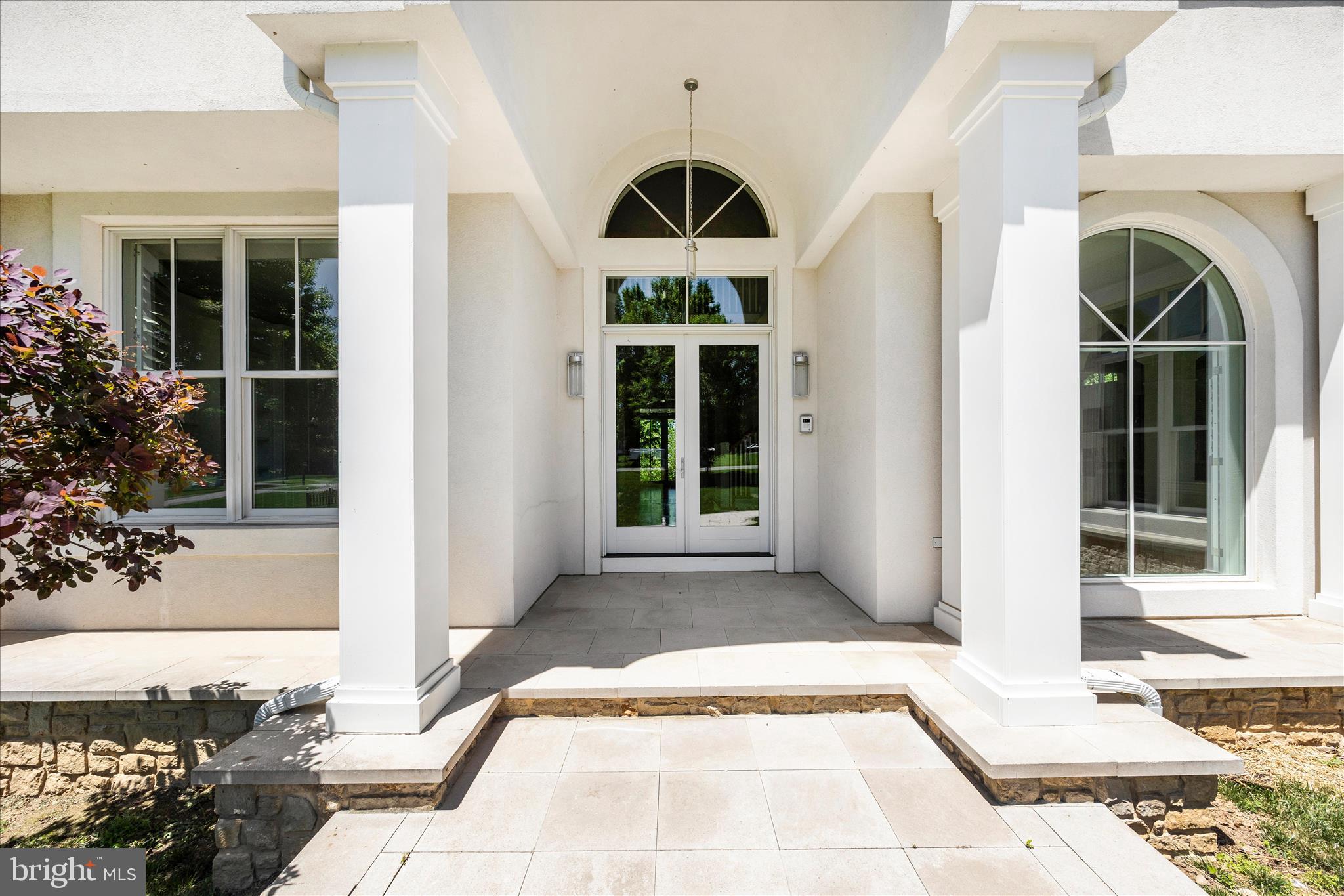 21612 Ripplemead Drive Gaithersburg, MD 20882 - Photo 2 of 129 Front Entrance