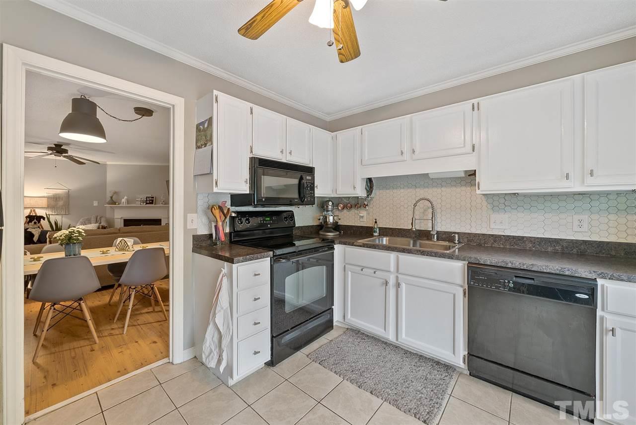 5417 Scenic View Lane Raleigh, NC 27612 - Photo 2 of 18