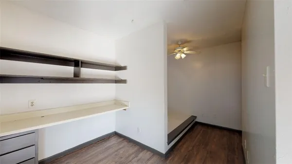 $650 | 725 Peppertree Drive, Unit 31, Bryan, TX 77801