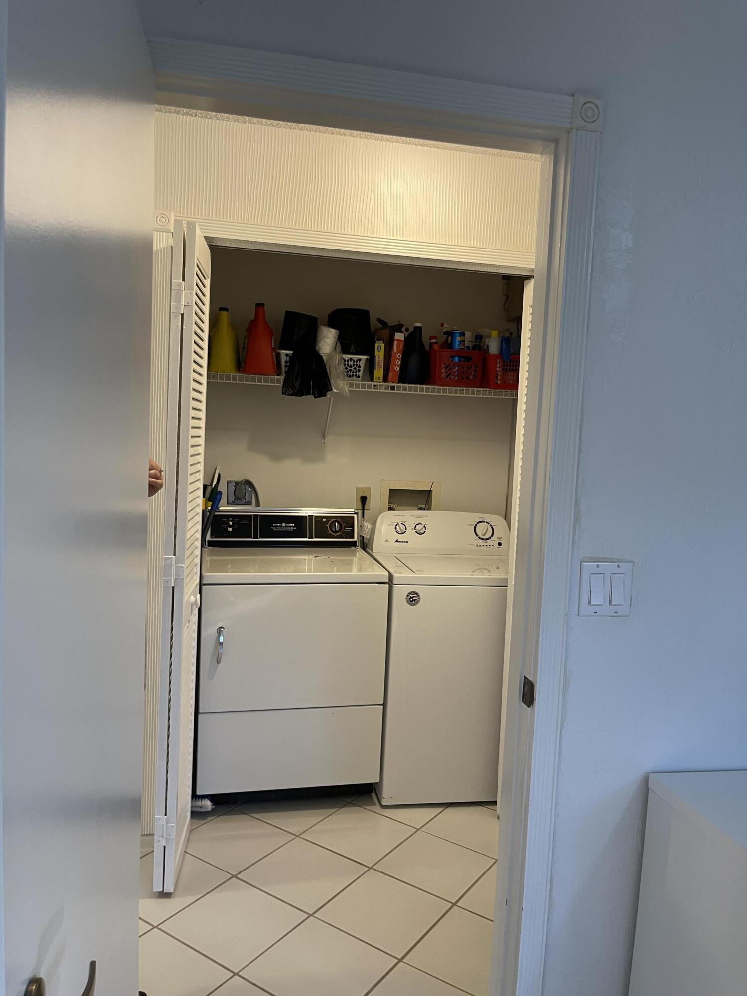 6650 Montego Bay Boulevard, Unit F Boca Raton, FL 33433 - Photo 47 of 52 IMG-4676 (1)