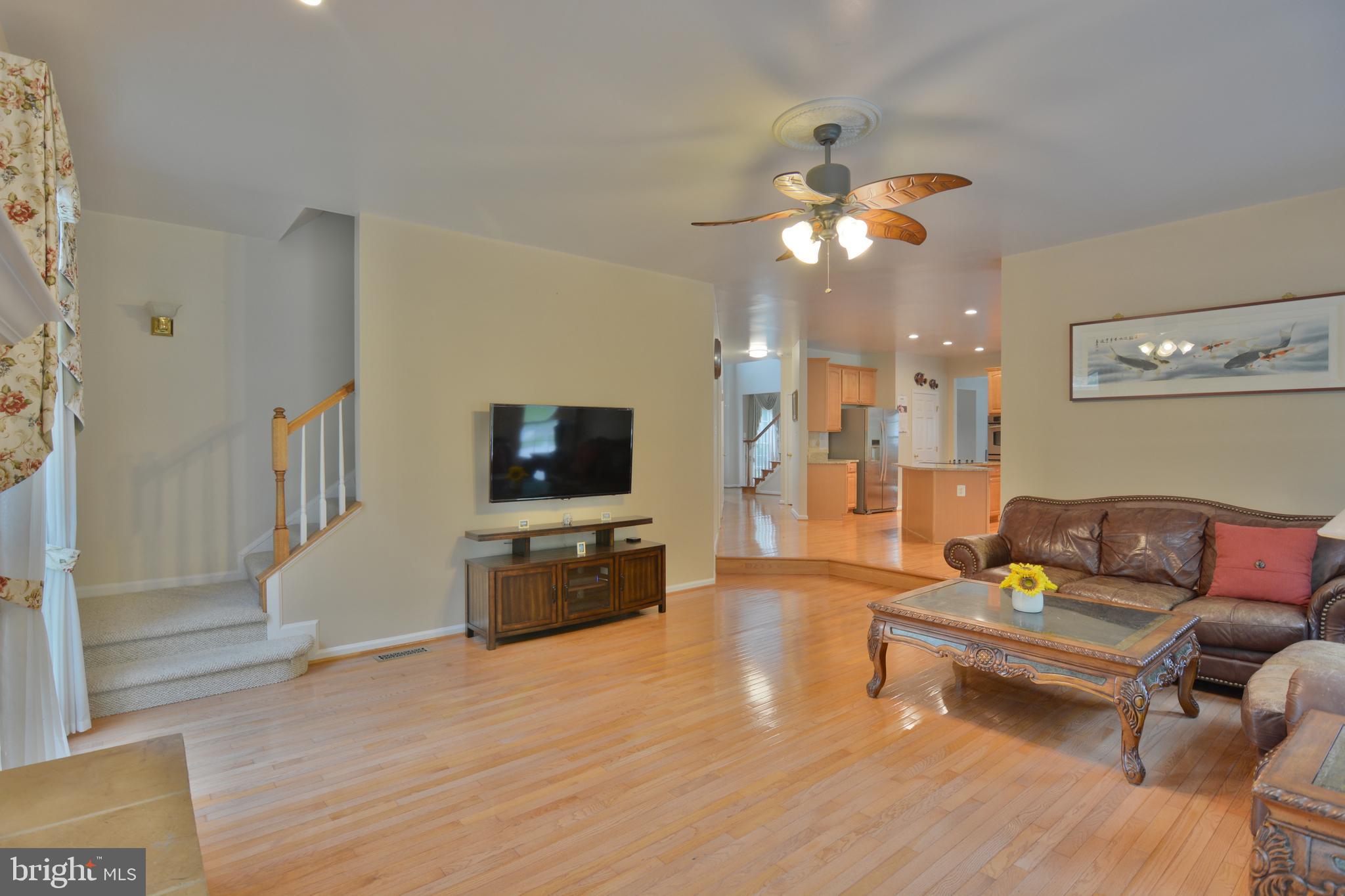 8412 Roberts Road Ellicott City, MD 21043 - Photo 15 of 52 Gallery Image 15