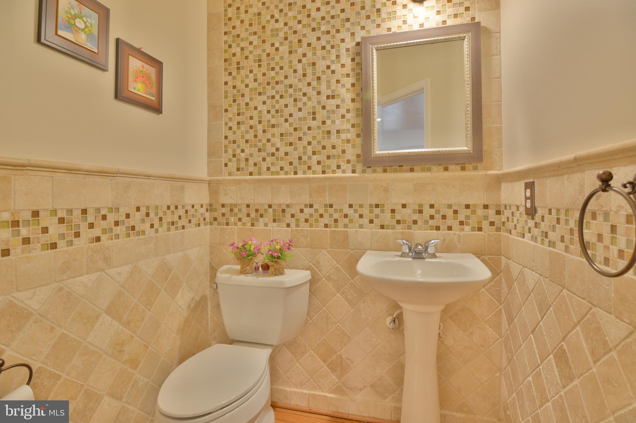 8412 Roberts Road Ellicott City, MD 21043 - Photo 16 of 52 Gallery Image 16