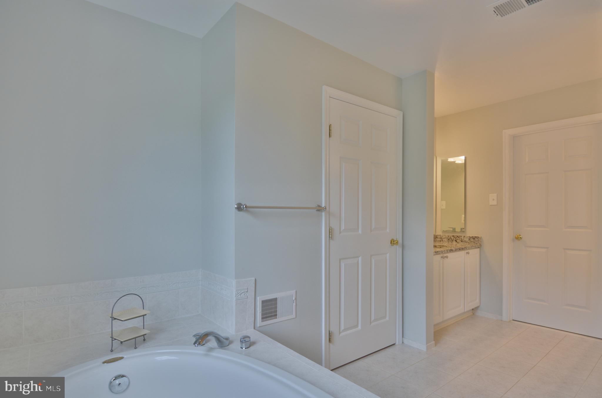 8412 Roberts Road Ellicott City, MD 21043 - Photo 27 of 52 Gallery Image 27