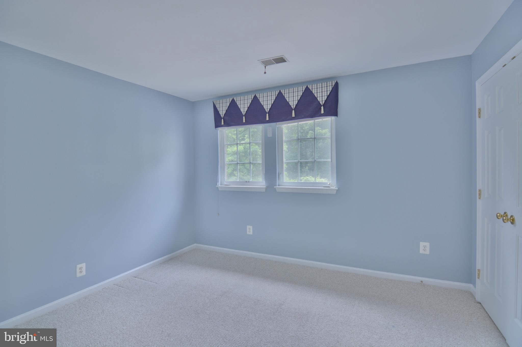 8412 Roberts Road Ellicott City, MD 21043 - Photo 33 of 52 Gallery Image 33
