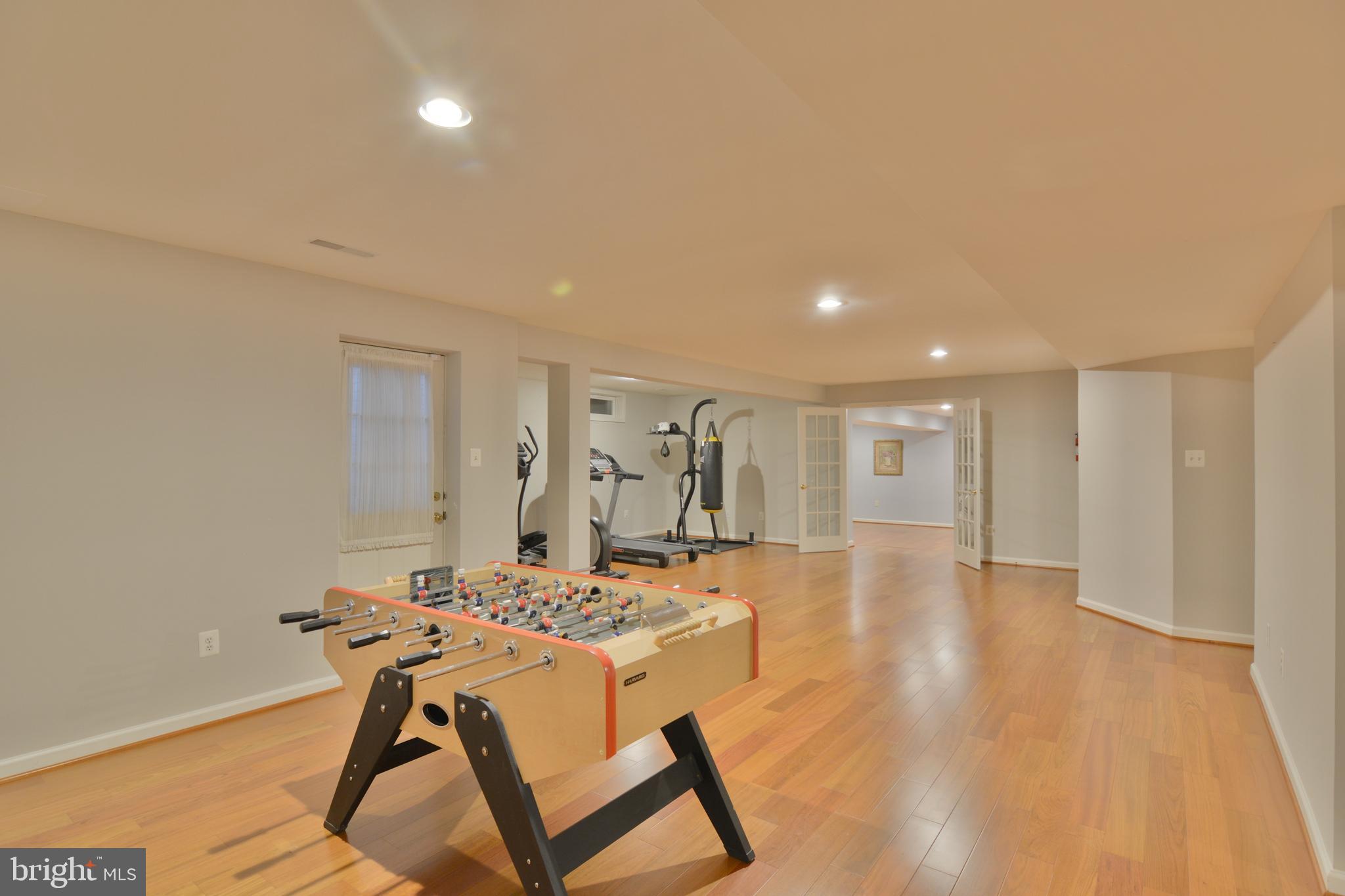 8412 Roberts Road Ellicott City, MD 21043 - Photo 40 of 52 Gallery Image 40